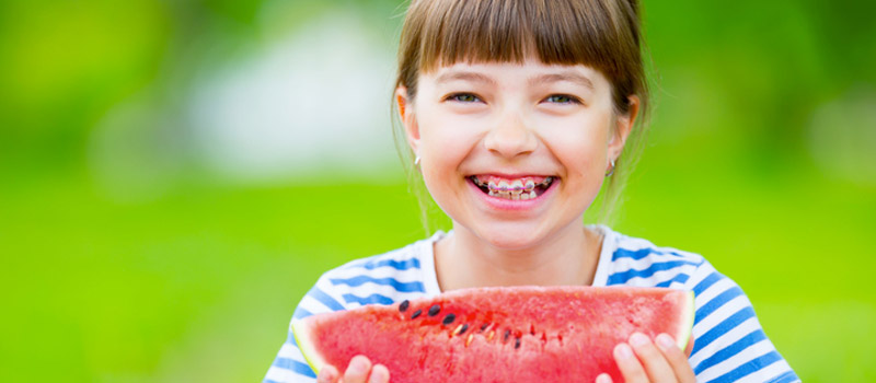 Eating with dental braces